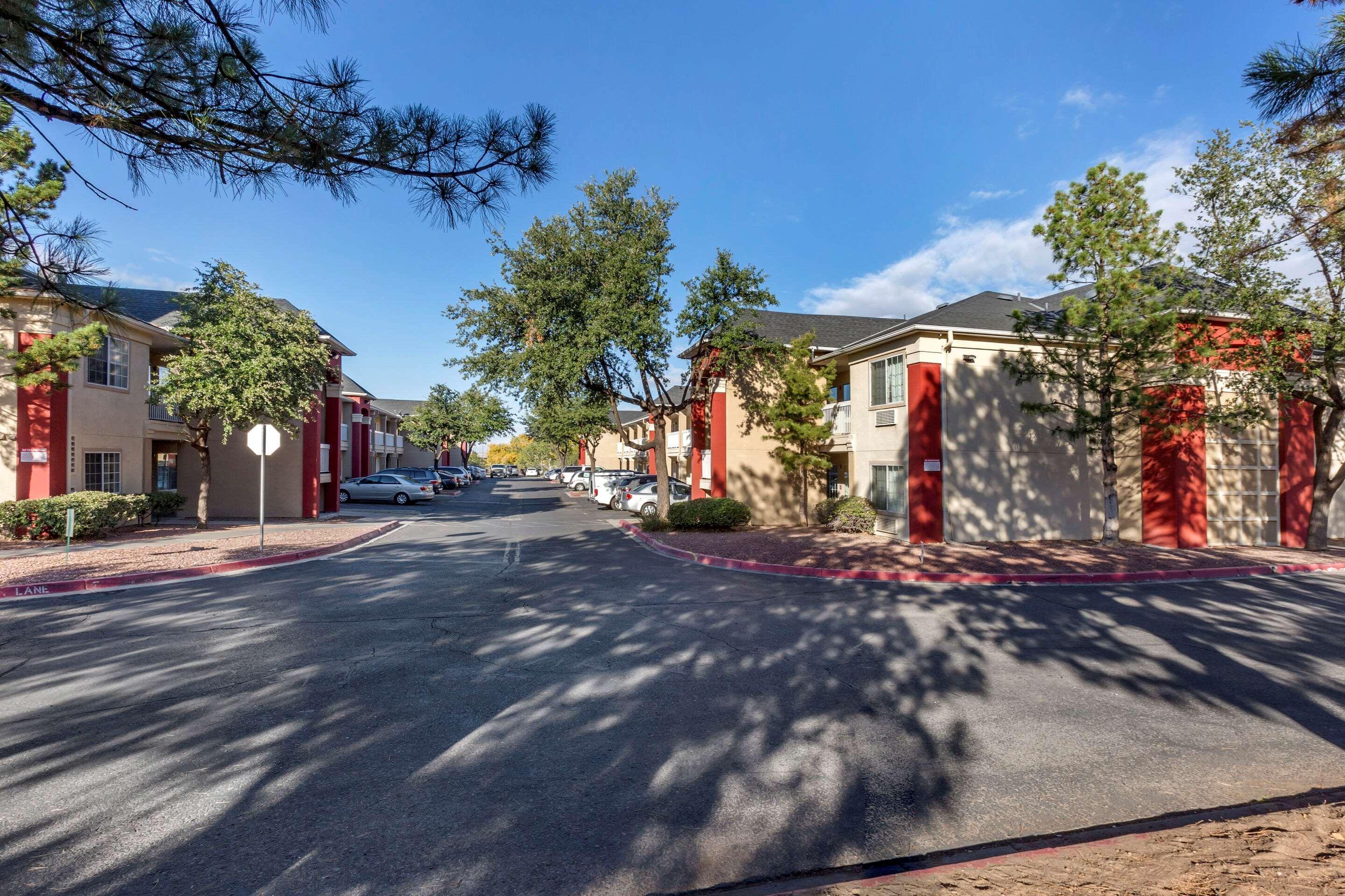 Suburban Studios Albuquerque Midtown - University Eksteriør billede